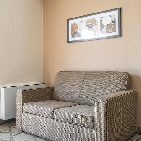 Comfort Inn Sherbrooke - Estrie-3